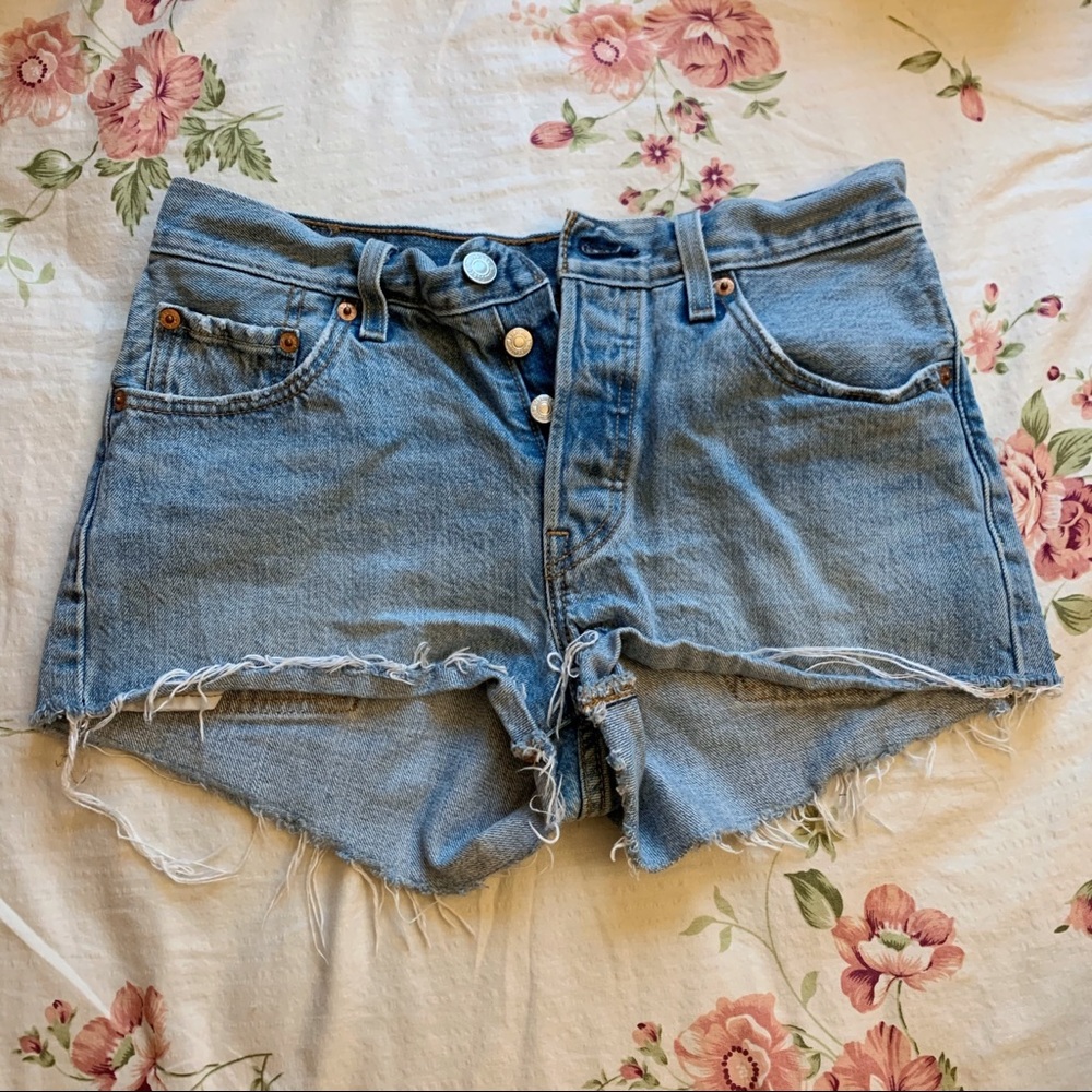 Levi’s 501 shorts